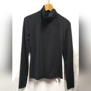 ALO Yoga Black Long-Sleeve Turtleneck Top